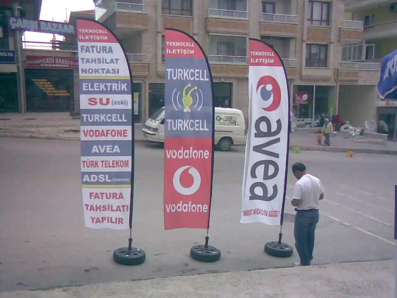 Cep Telefoncu Yelken Bayrağı-50