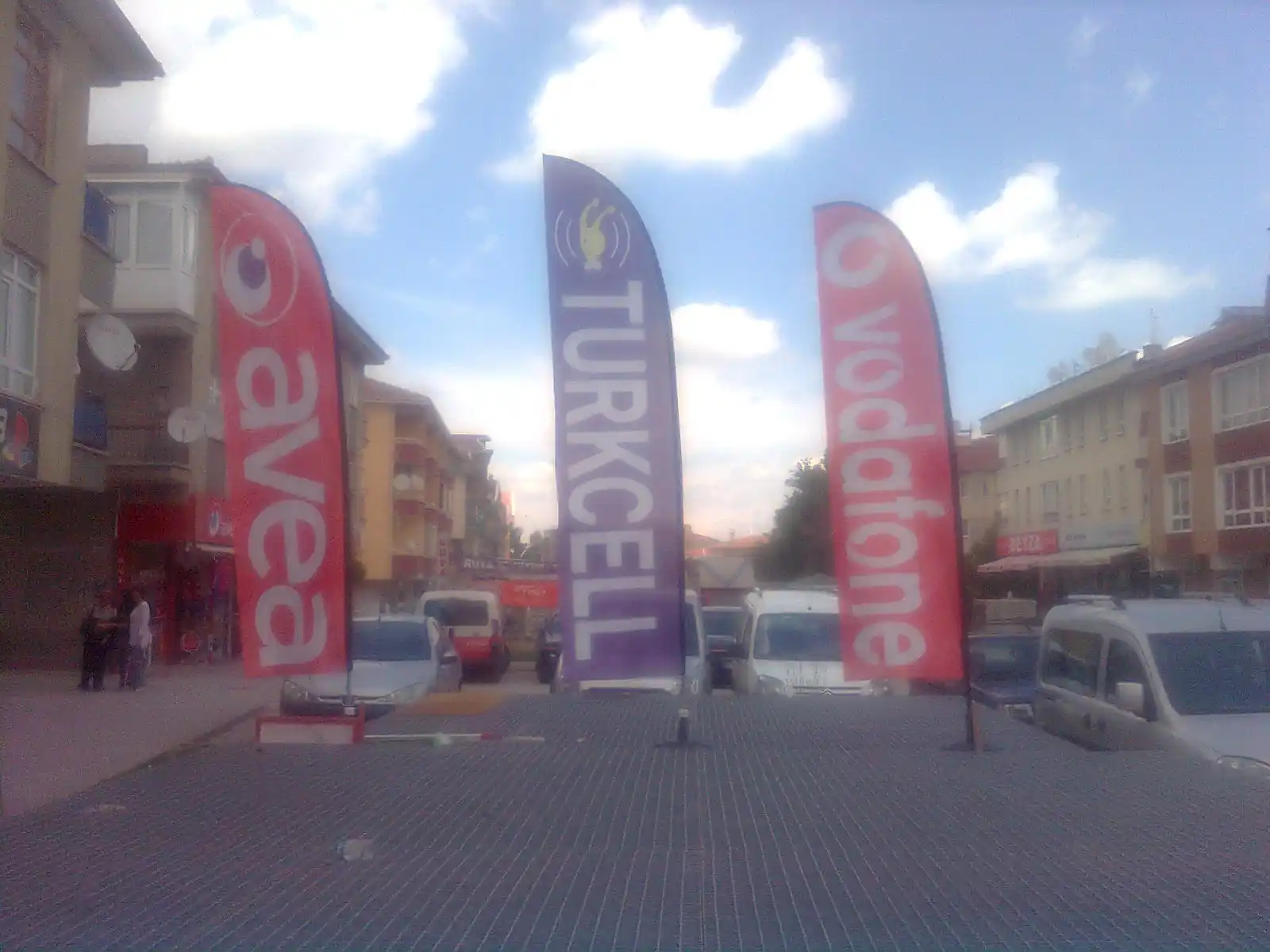 Cep Telefoncu Yelken Bayrağı-60